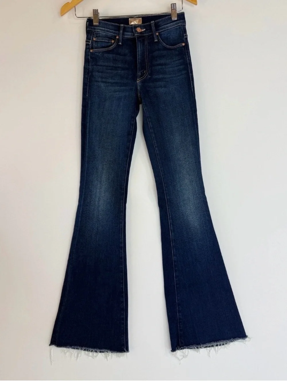 MOTHER The Weekender Fray Jeans Womens 28 Blue Dark Wash Flare Denim Jeans
